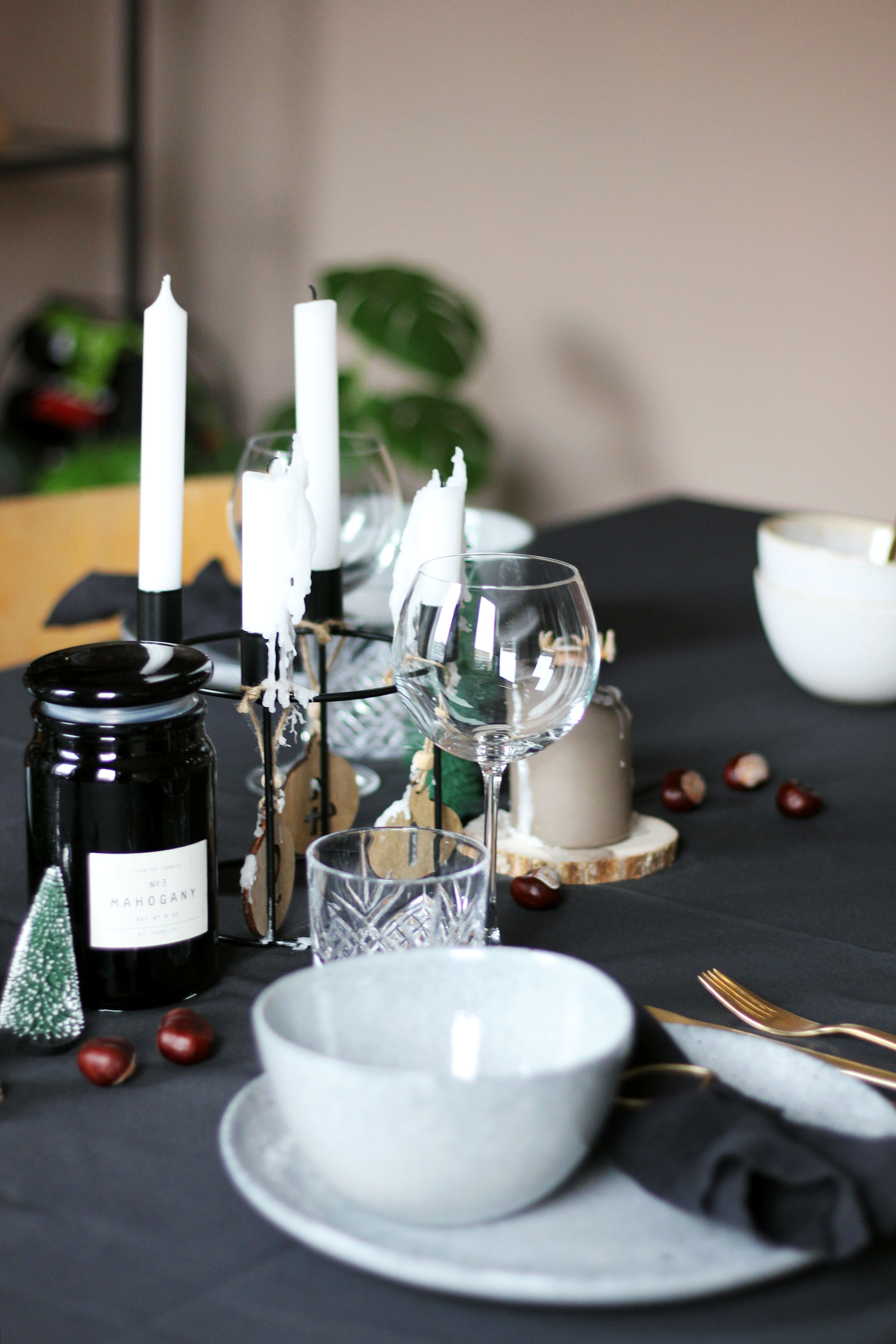 Weihnachten bei Daily Malina | Tischdekoration | Zu Tisch an Weihnachten | KIndgerechte und nachhaltige Weihnachtsdekoration